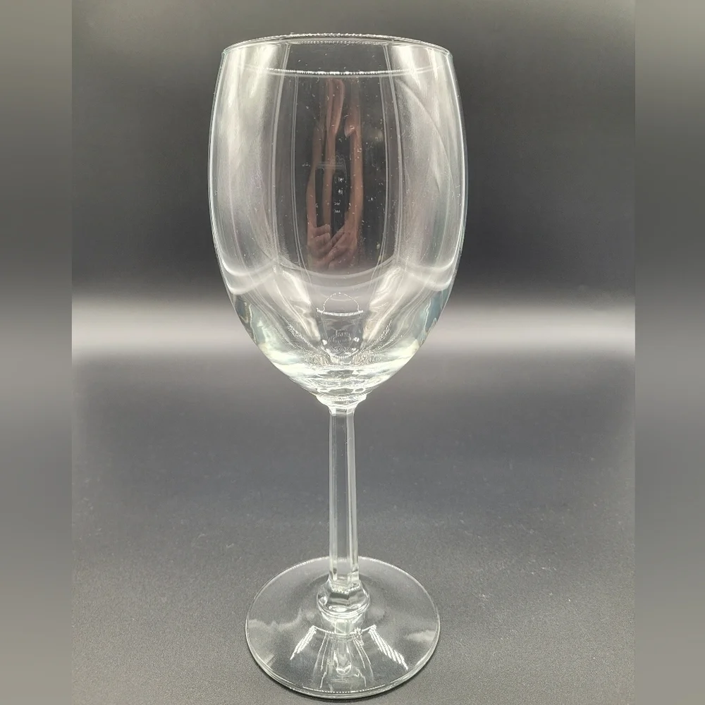 Clear Fancy Stem Tall Wine Glass (Replacement)​​​